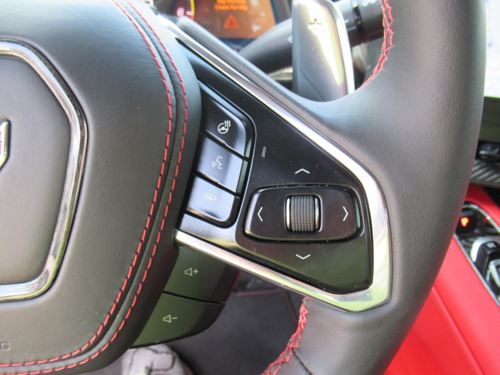 Used 2024 Chevrolet Corvette Stingray Preferred Conv w/ Z51 Performance Package RWD image 24