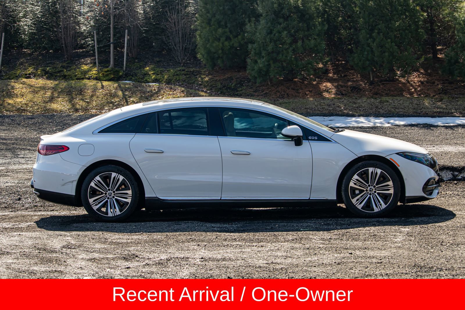 Used 2022 Mercedes-Benz EQS 450+ Sedan image 9