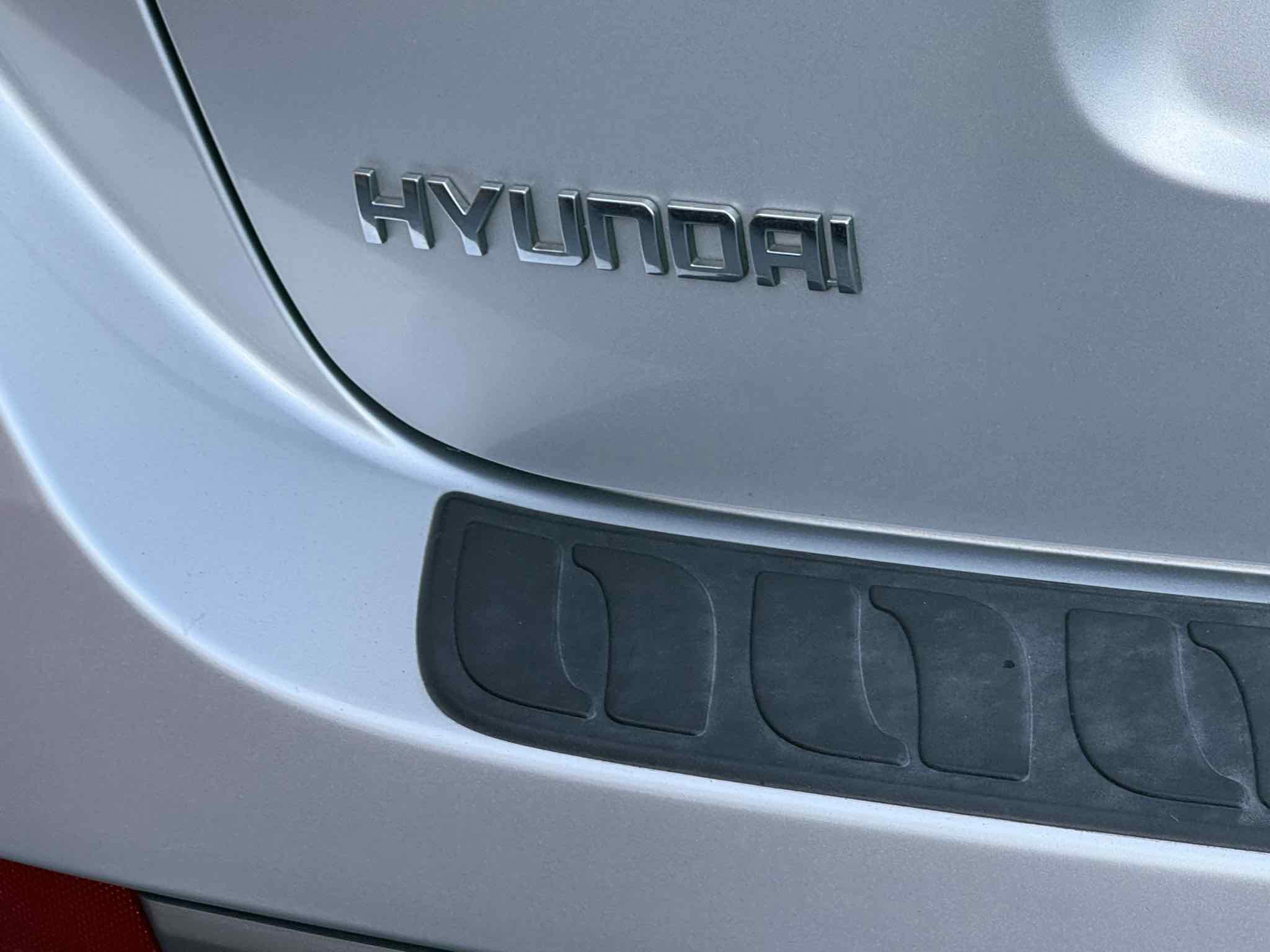 Used 2009 Hyundai Veracruz GLS image 14