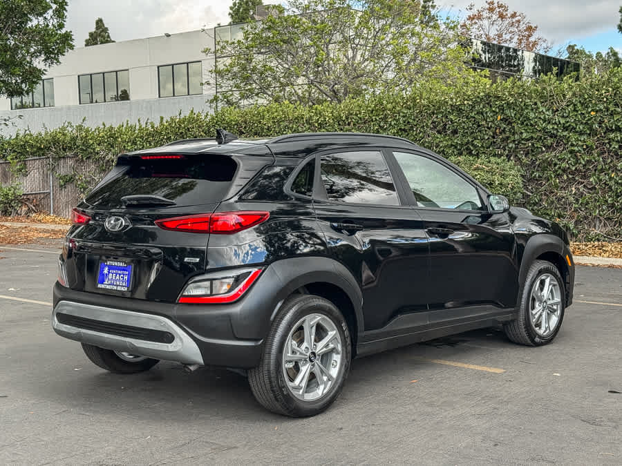 Certified 2023 Hyundai Kona SEL AWD/4WD image 6
