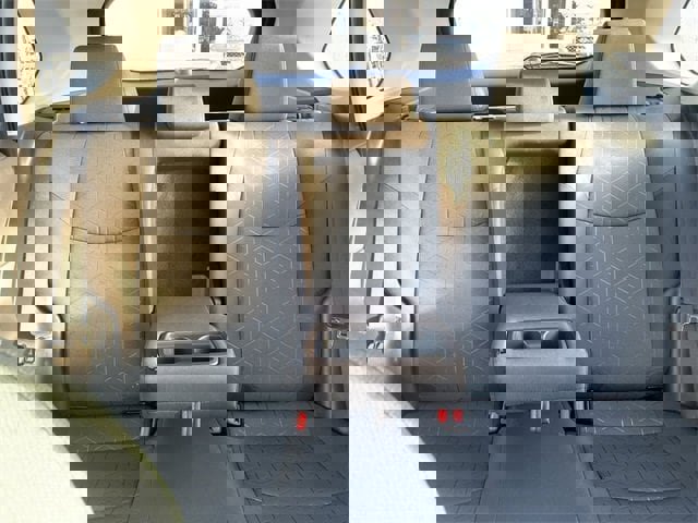 New 2025 Toyota RAV4 XLE image 31