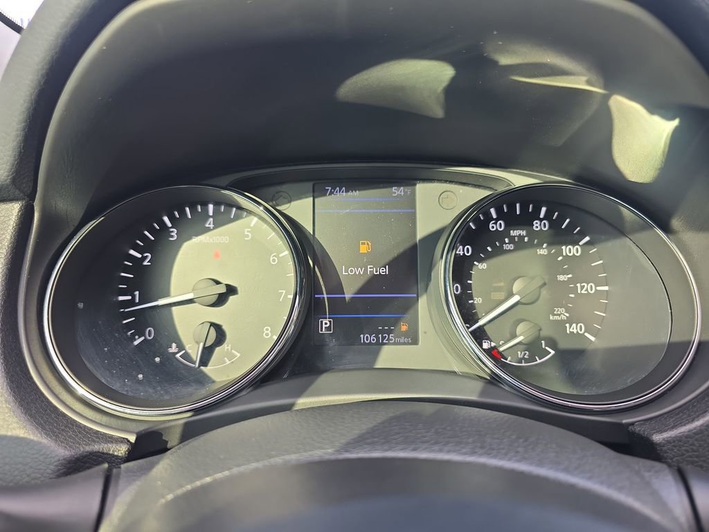 Used 2018 Nissan Rogue S image 27