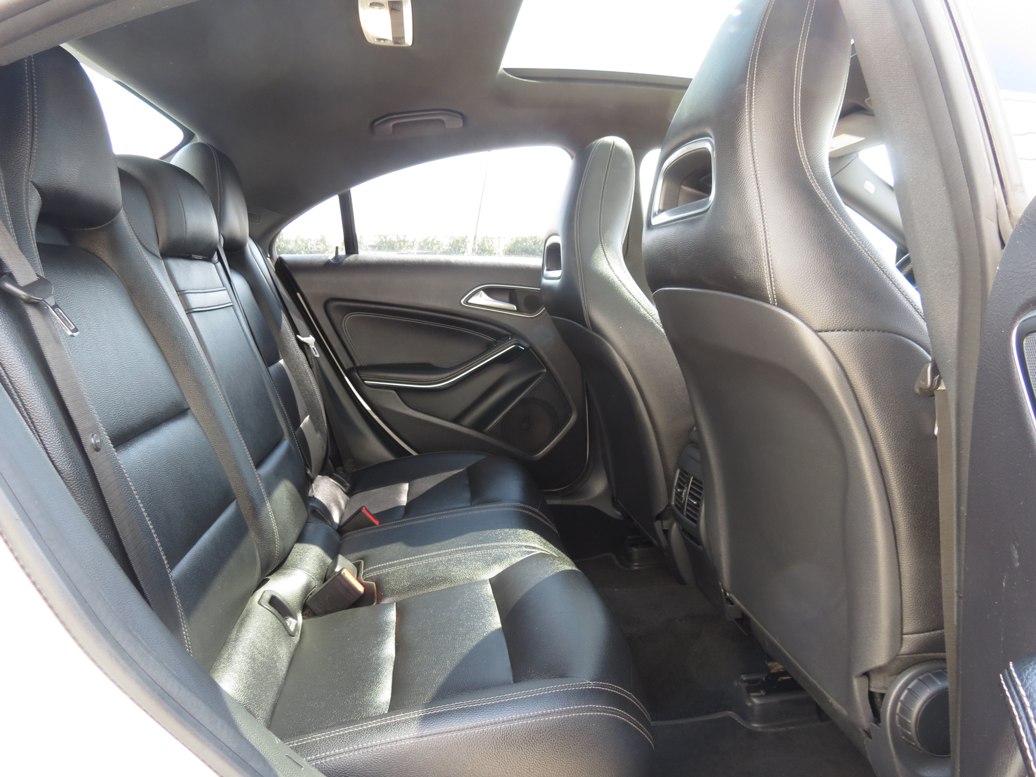 Used 2016 Mercedes-Benz CLA 250 image 34