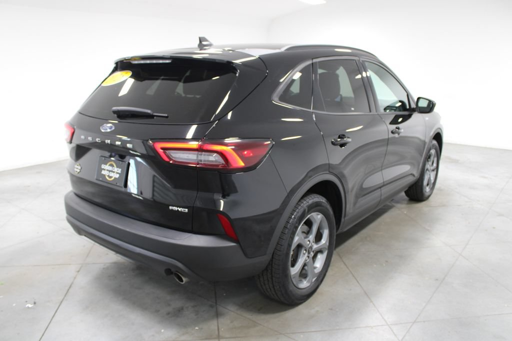 Used 2025 Ford Escape ST-Line AWD/4WD image 9