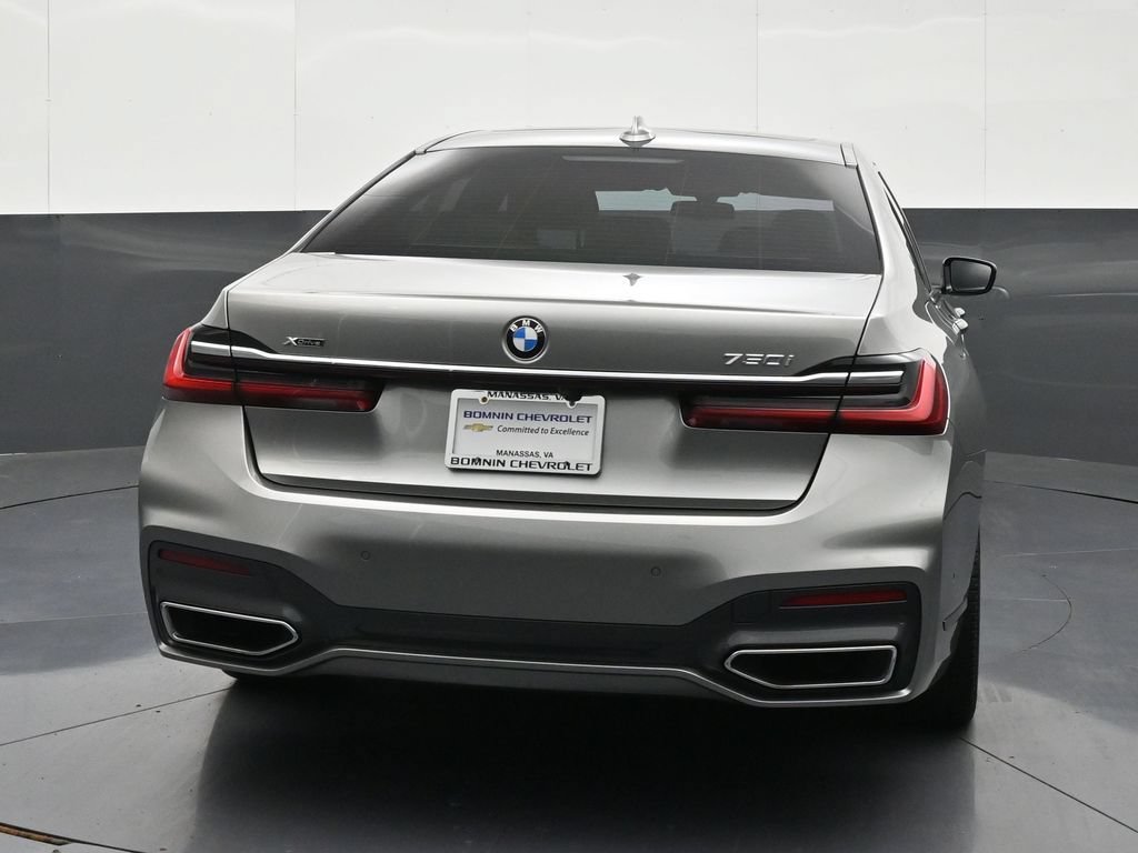 Used 2022 BMW 750i xDrive w/ M Sport Package AWD/4WD image 4
