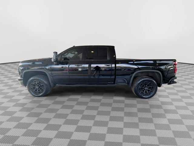 Certified 2024 Chevrolet Silverado 2500 LTZ w/ LTZ Plus Package image 6