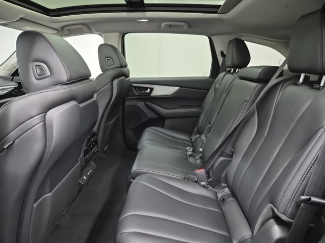 Used 2024 Acura MDX SH-AWD image 17