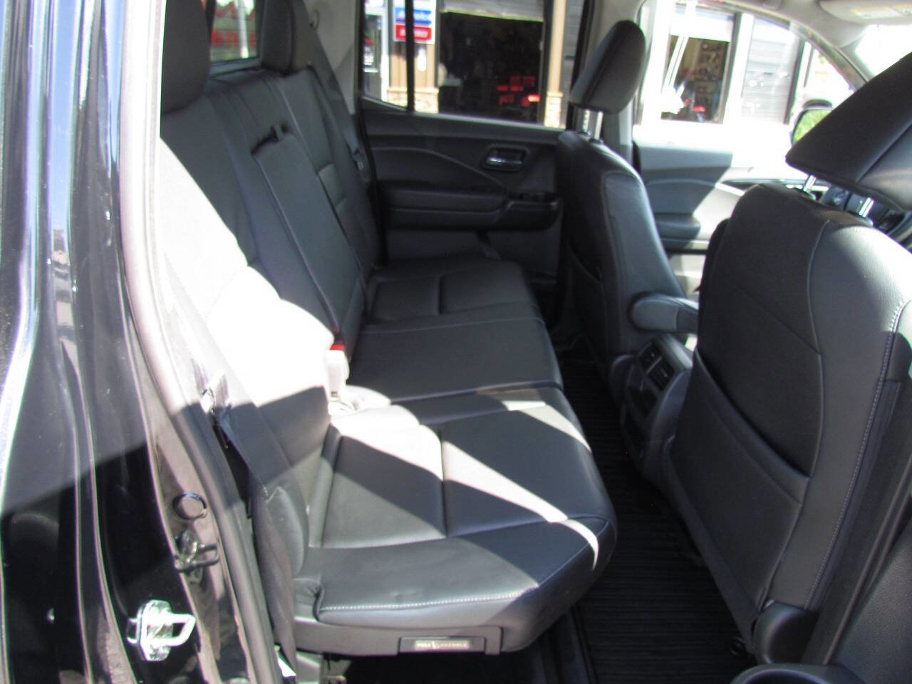 Used 2017 Honda Ridgeline RTL-E image 15