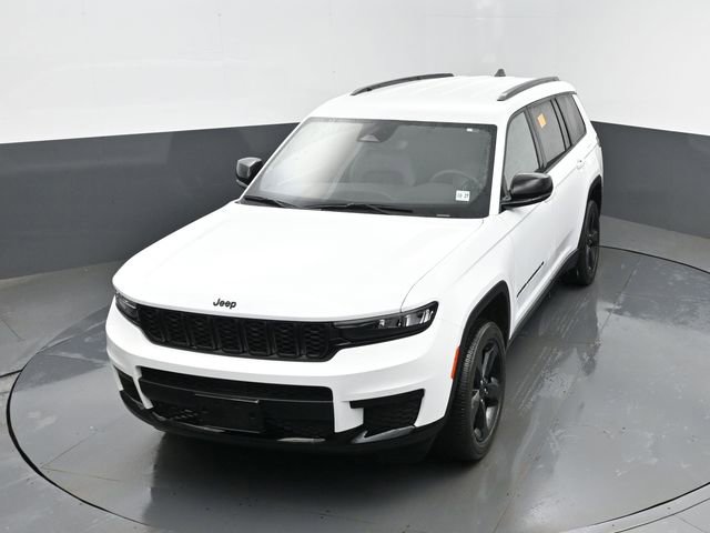 Used 2023 Jeep Grand Cherokee L Laredo image 22