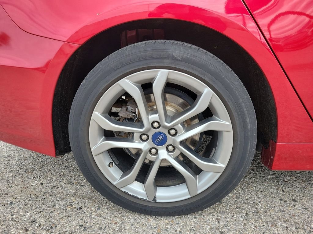 Used 2020 Ford Fusion SEL FWD image 5