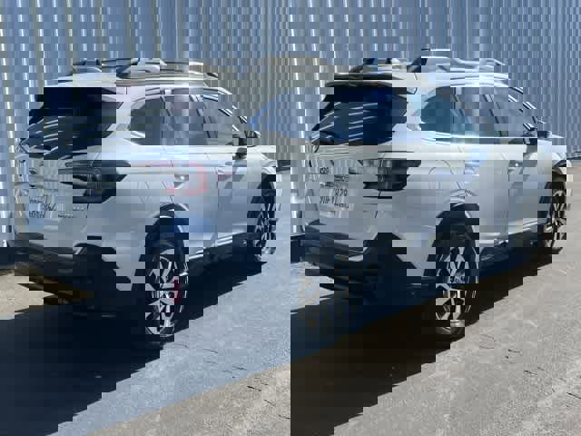 Certified 2022 Subaru Outback Premium image 6