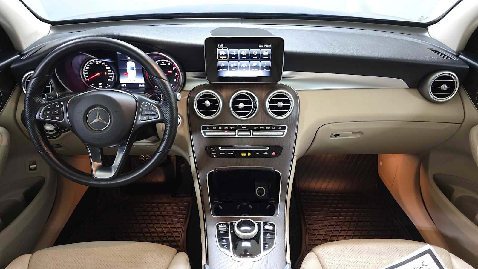 Used 2019 Mercedes-Benz GLC 300 4MATIC image 18