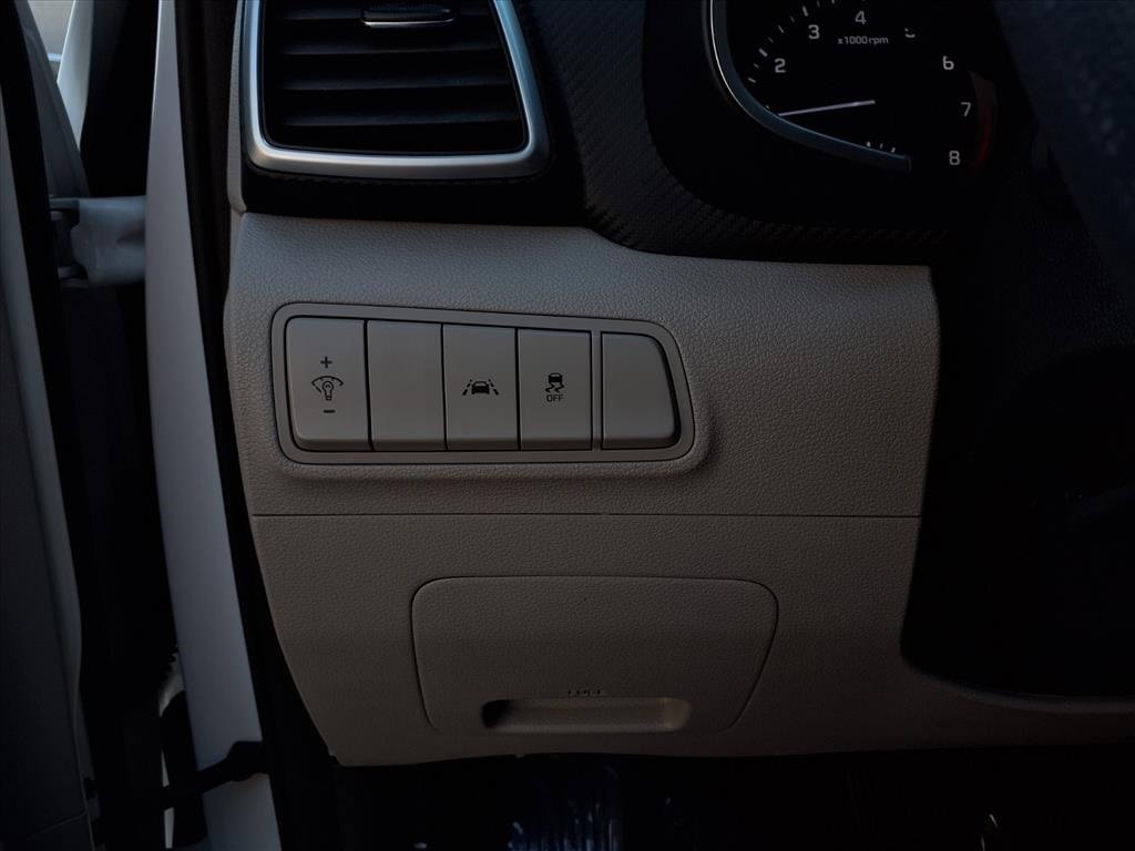 Used 2021 Hyundai Tucson SE w/ Cargo Package image 14