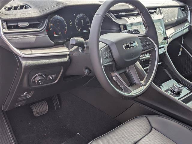 New 2026 Jeep Grand Cherokee Limited AWD/4WD image 3