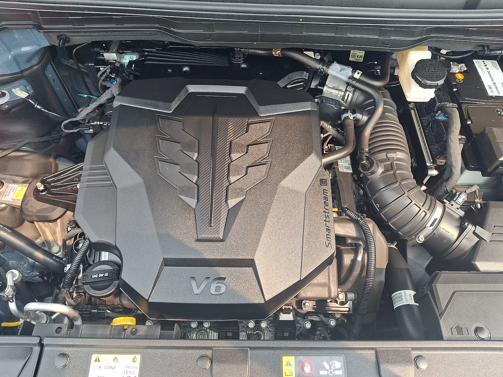 Used 2025 Kia Carnival SX Prestige FWD image 28