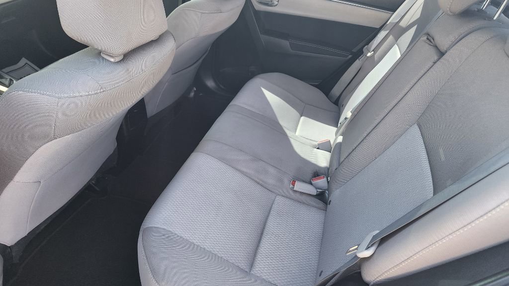 Used 2016 Toyota Corolla L image 12