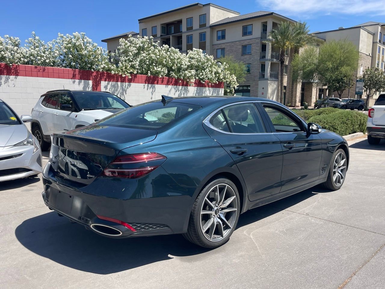 Used 2025 Genesis G70 2.5T image 3