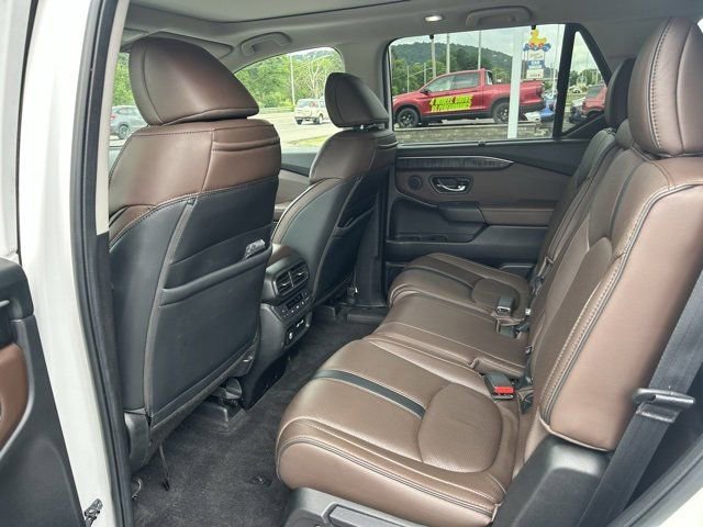 Used 2023 Honda Pilot Elite image 8