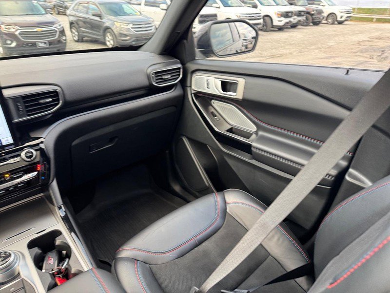 Used 2023 Ford Explorer ST w/ Equipment Group 401A image 17