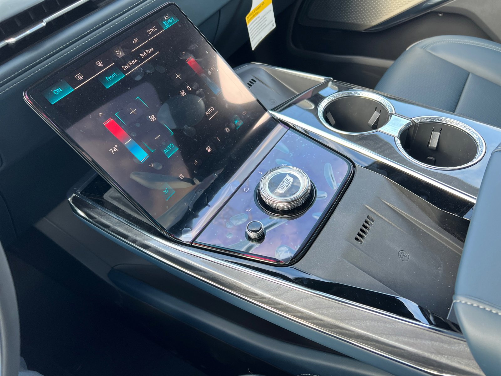 New 2025 Cadillac Escalade IQ Luxury 2 image 13