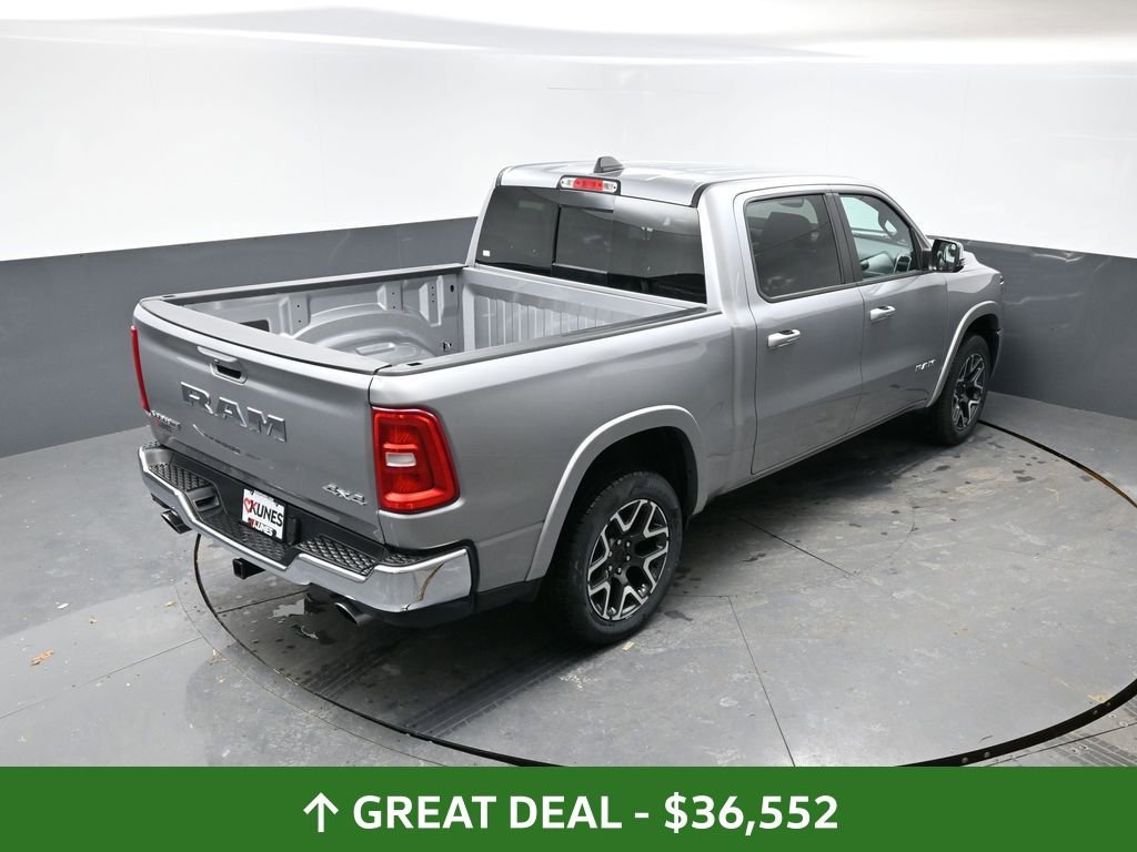 Used 2025 RAM 1500 Laramie AWD/4WD image 44