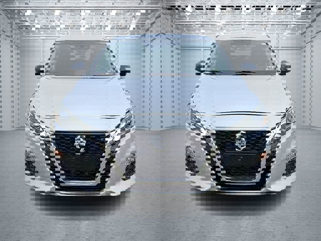 Used 2019 Nissan Altima 2.5 SR image 3