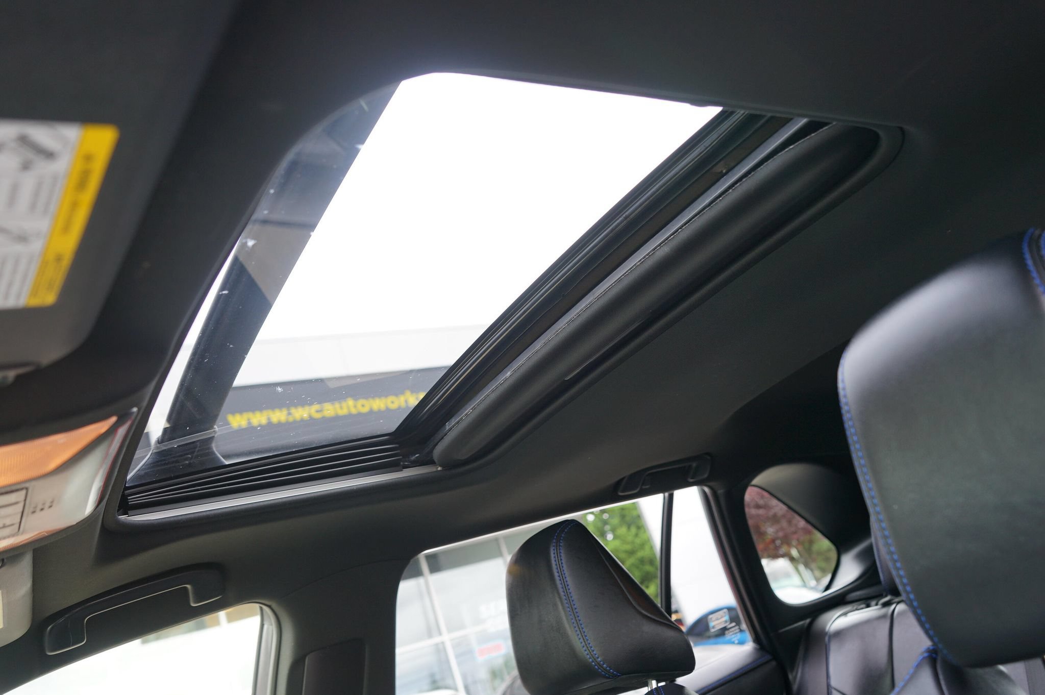 Used 2019 Toyota RAV4 XSE AWD/4WD image 17
