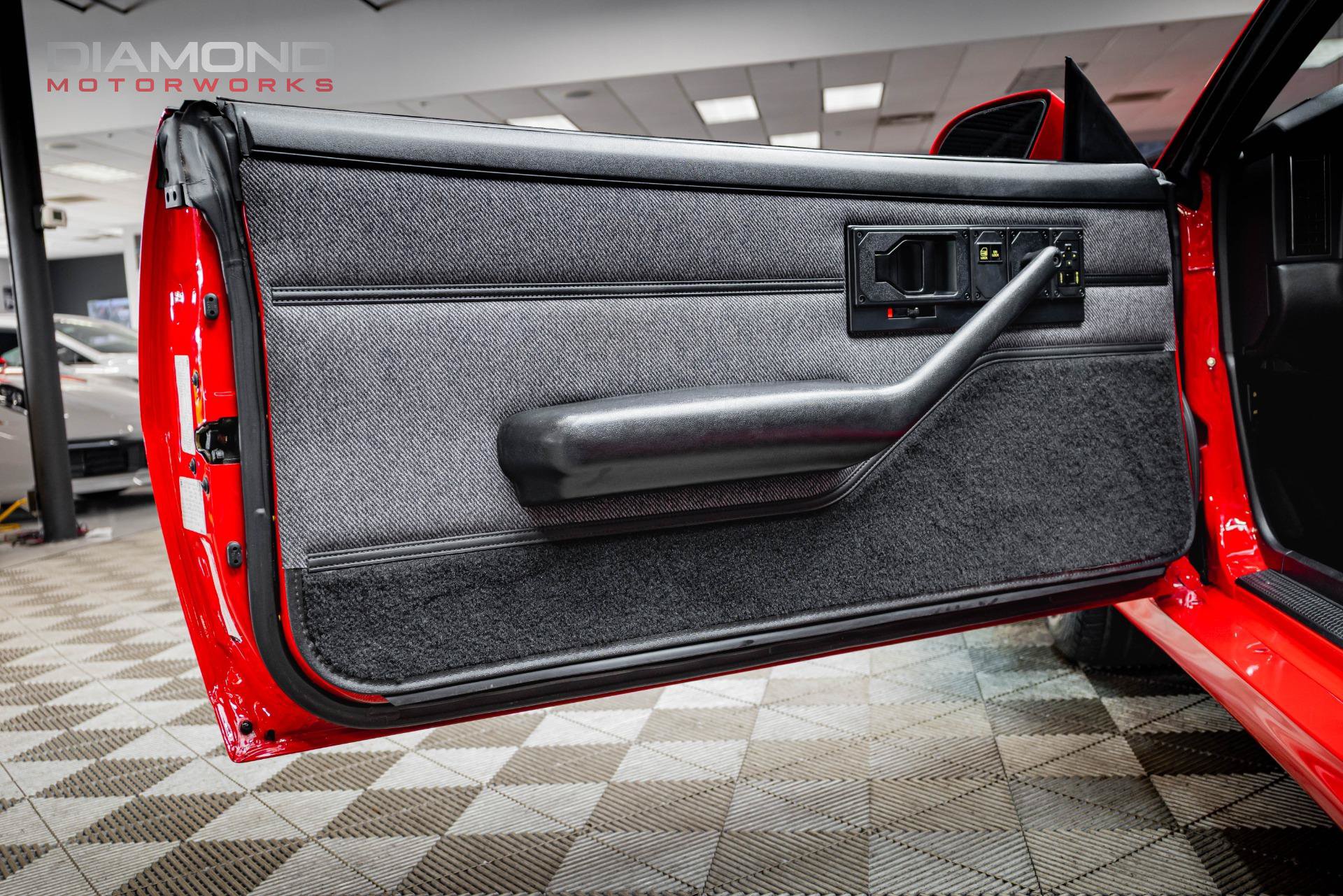 Used 1992 Chevrolet Camaro RS RWD image 15