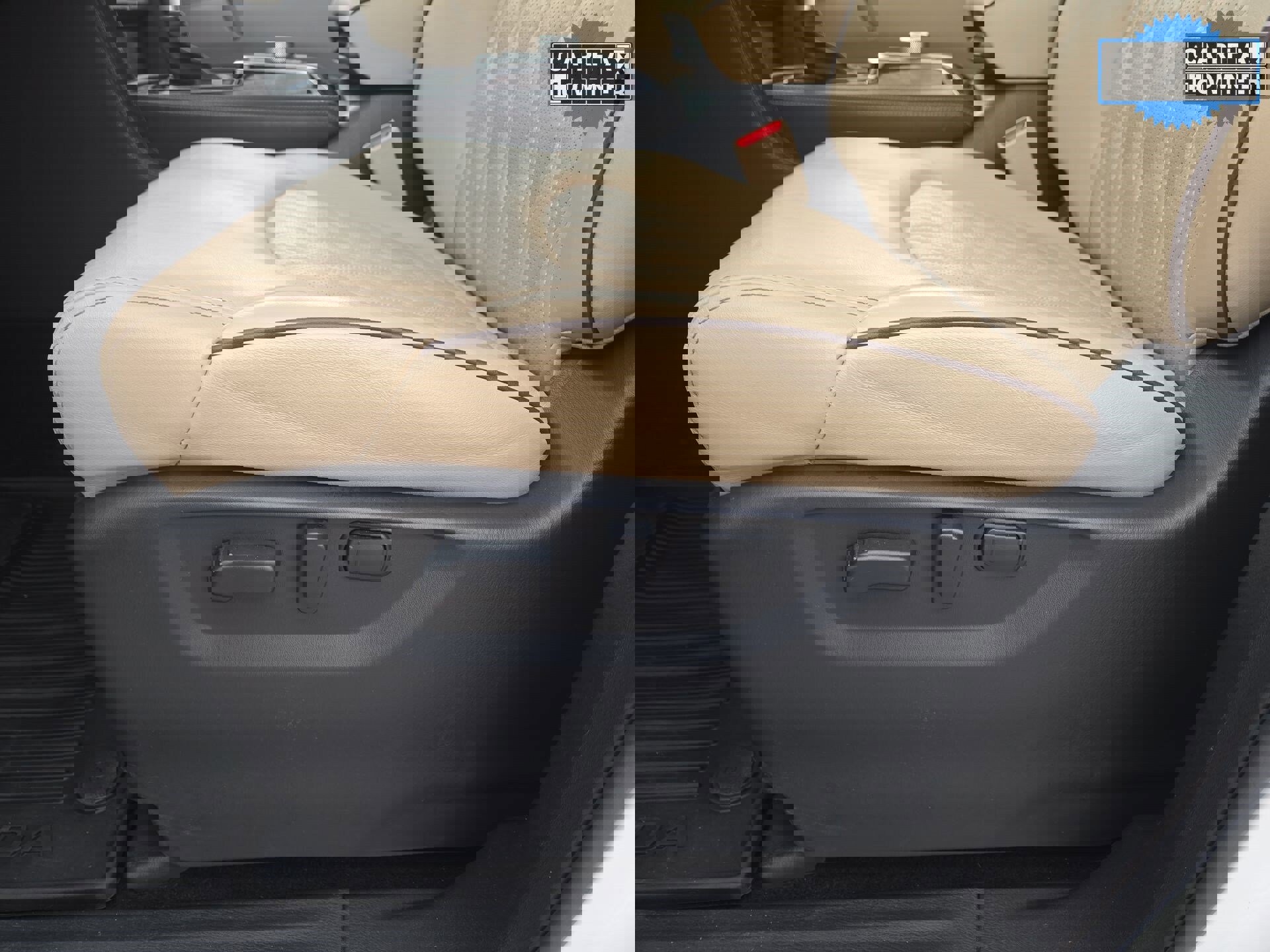 Used 2023 Nissan Armada Platinum w/ Captain's Chairs Package image 17