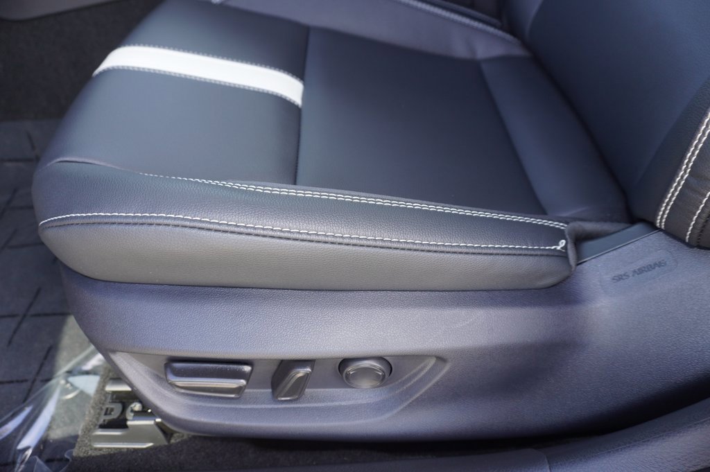 Certified 2025 Toyota Camry SE image 11