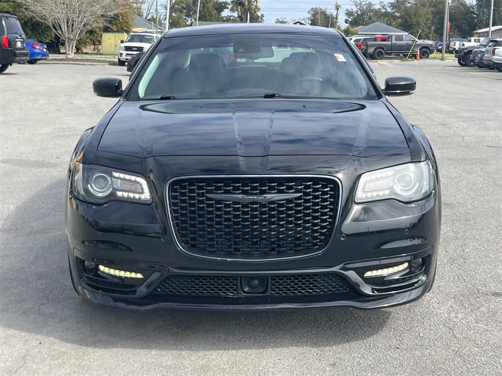 Used 2022 Chrysler 300 Touring L w/ Popular Equipment Group image 7