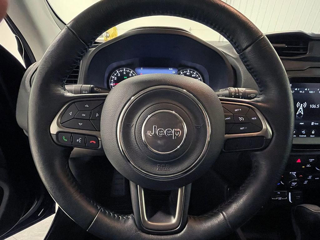 Used 2021 Jeep Renegade Limited image 34