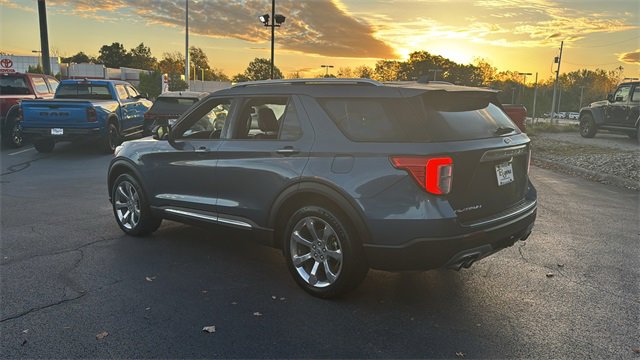 Used 2020 Ford Explorer Platinum w/ Premium Technology Package image 10