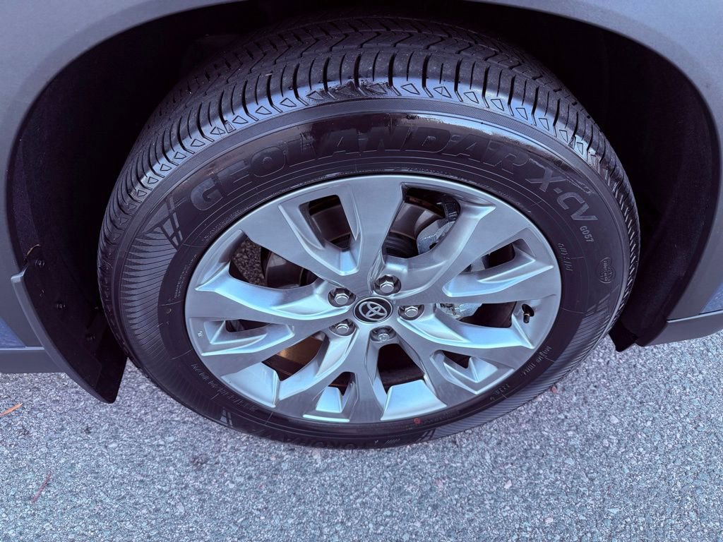 Used 2026 Toyota Grand Highlander FWD image 20