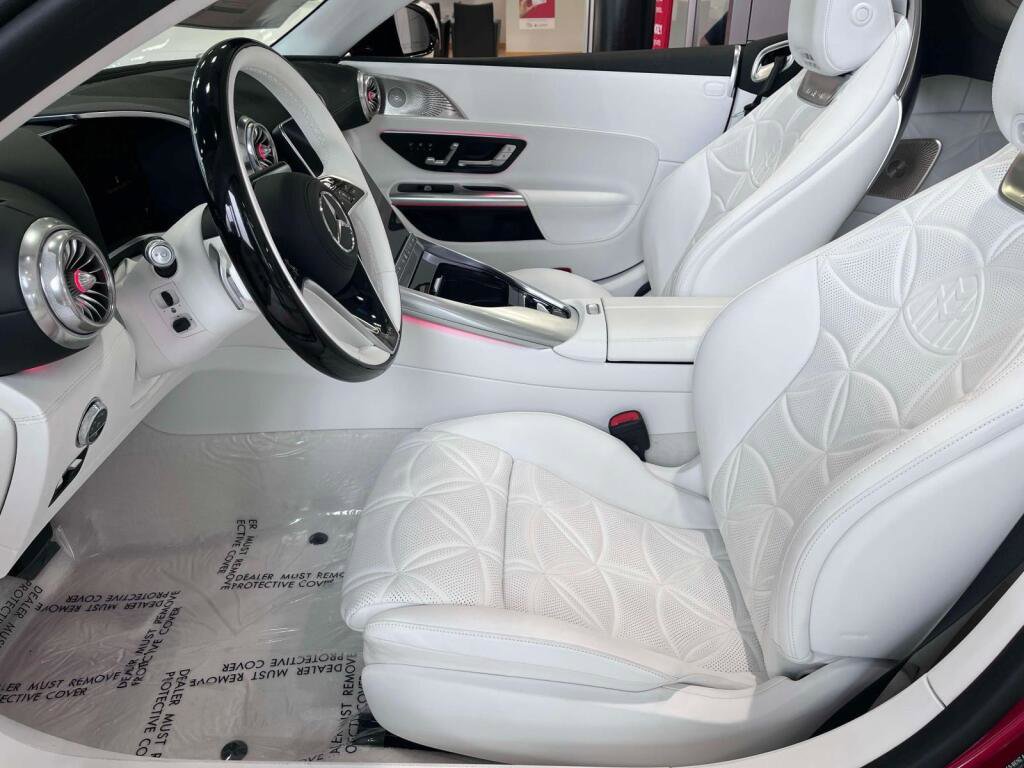 New 2026 Mercedes-Benz Maybach SL 680 image 17