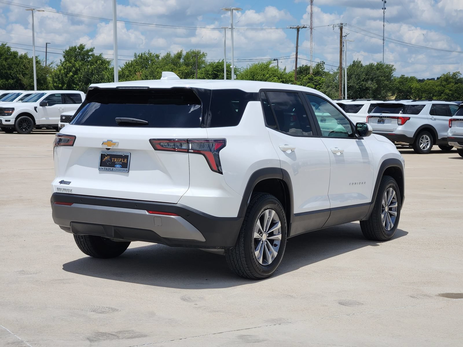 Used 2026 Chevrolet Equinox LT w/ Convenience Package II FWD image 5