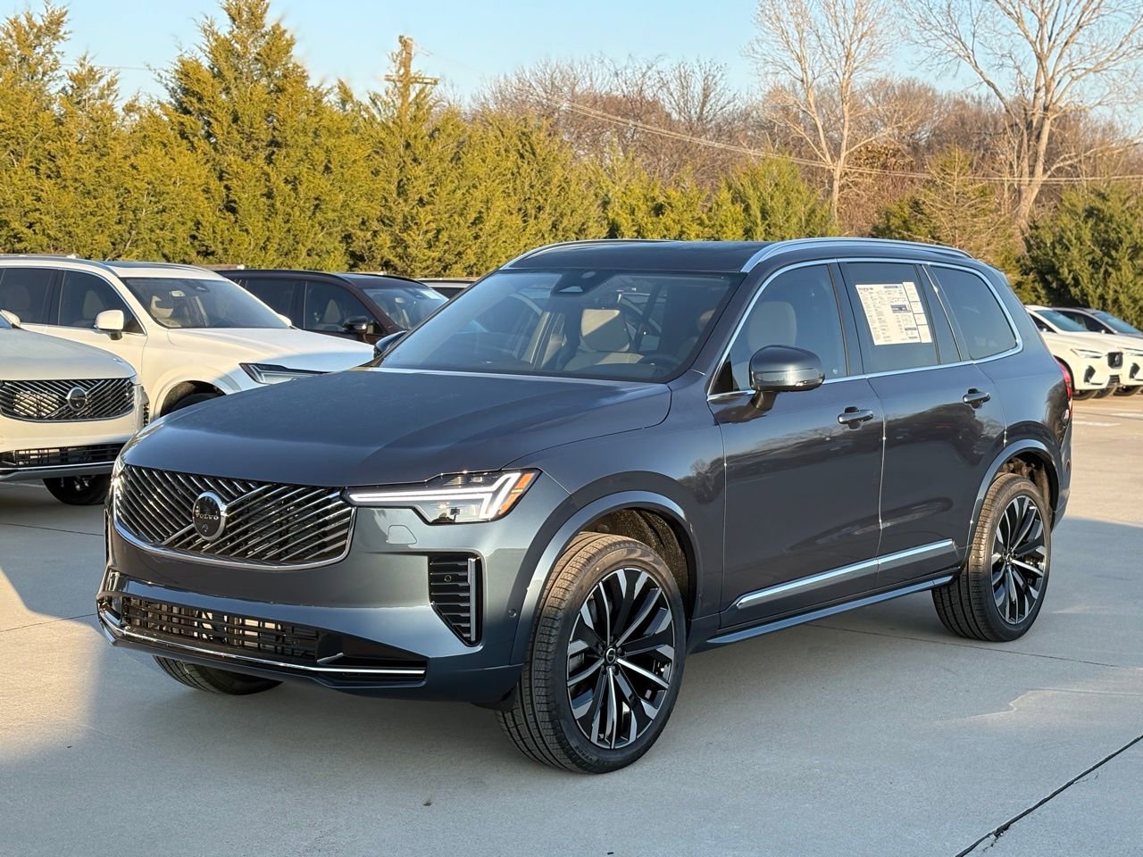 New 2026 Volvo XC90 B6 Plus image 2