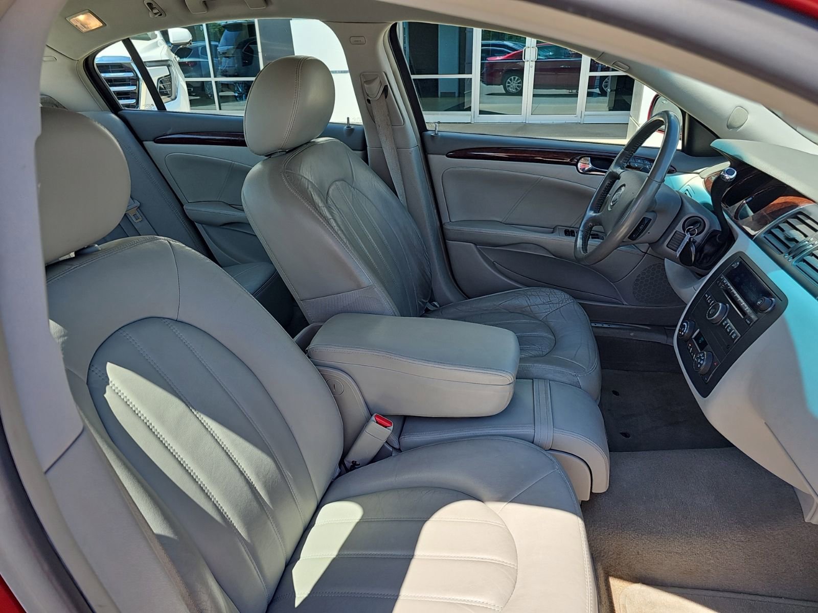 Used 2011 Buick Lucerne CXL FWD image 24