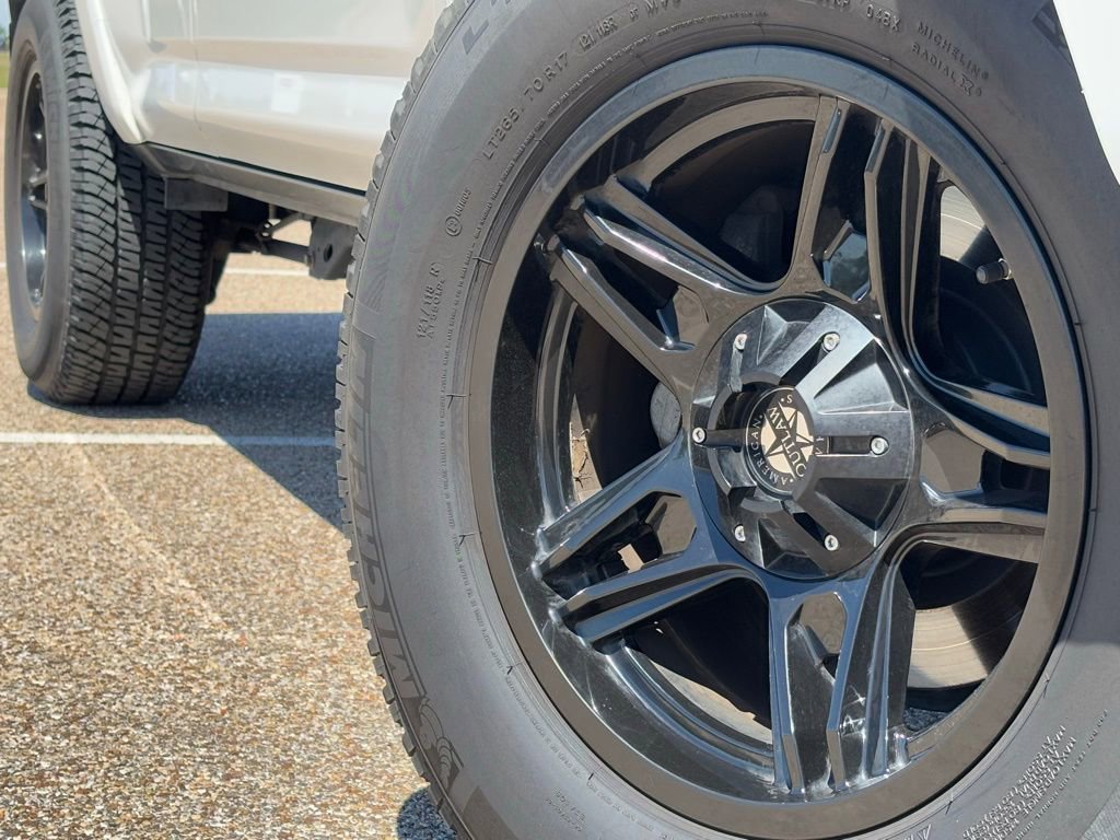 Used 2017 Toyota 4Runner SR5 image 2