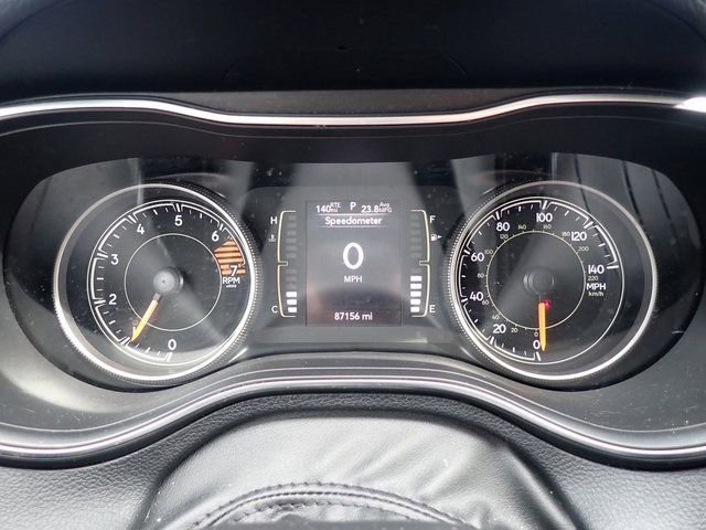 Used 2020 Jeep Cherokee Latitude Plus w/ Cold Weather Group image 16