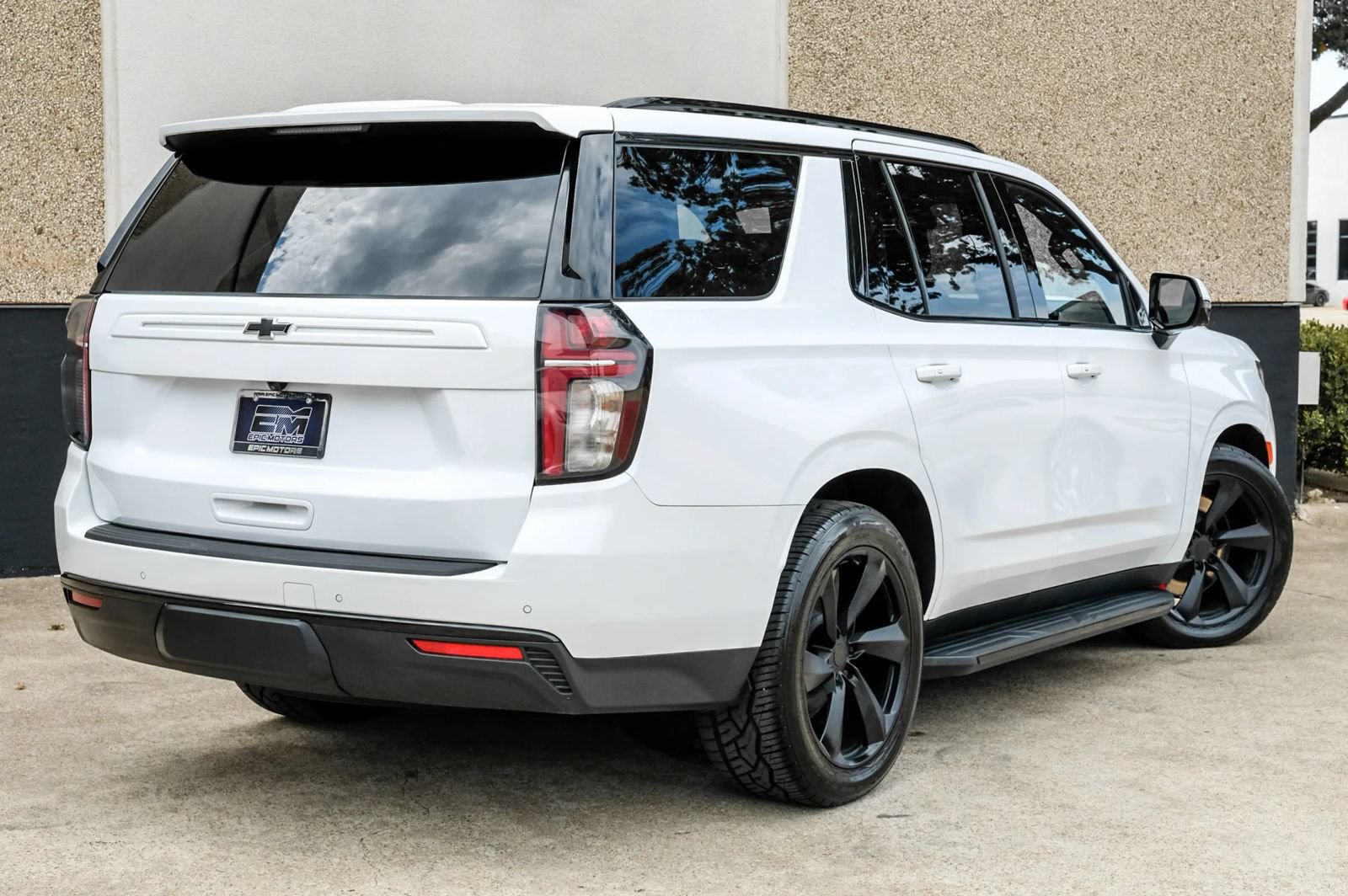 Used 2023 Chevrolet Tahoe RST w/ Luxury Package AWD/4WD image 10