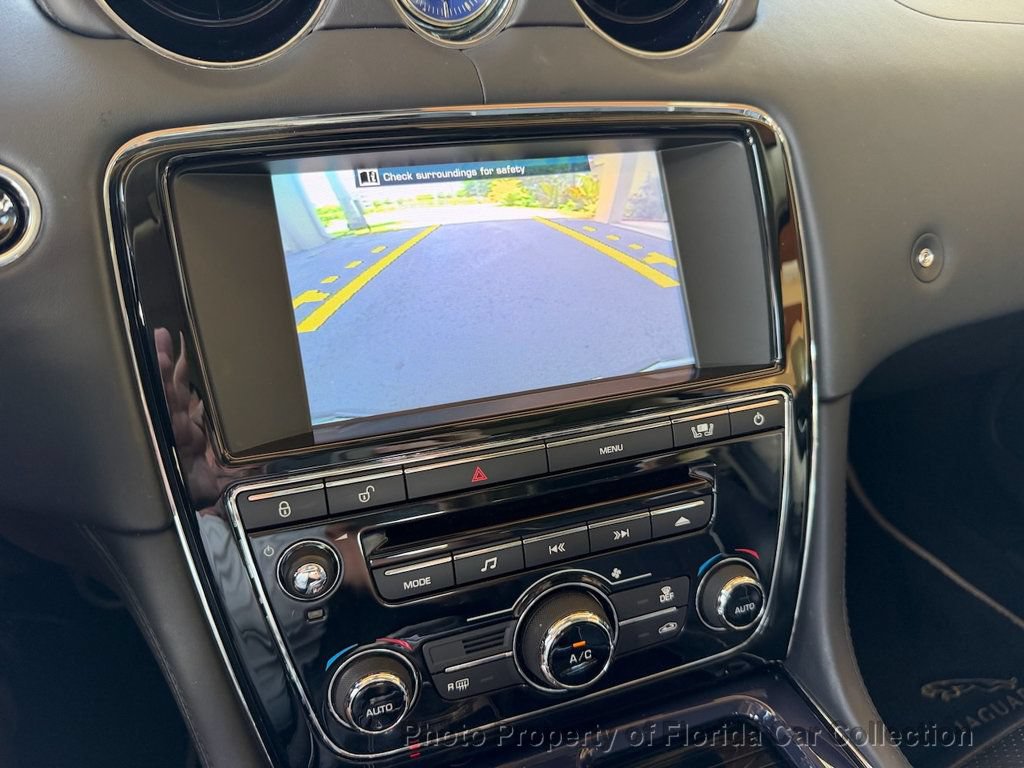 Used 2011 Jaguar XJ L RWD image 63
