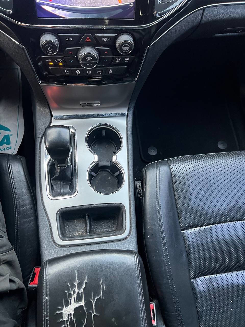 Used 2020 Jeep Grand Cherokee Limited w/ Luxury Group II image 23