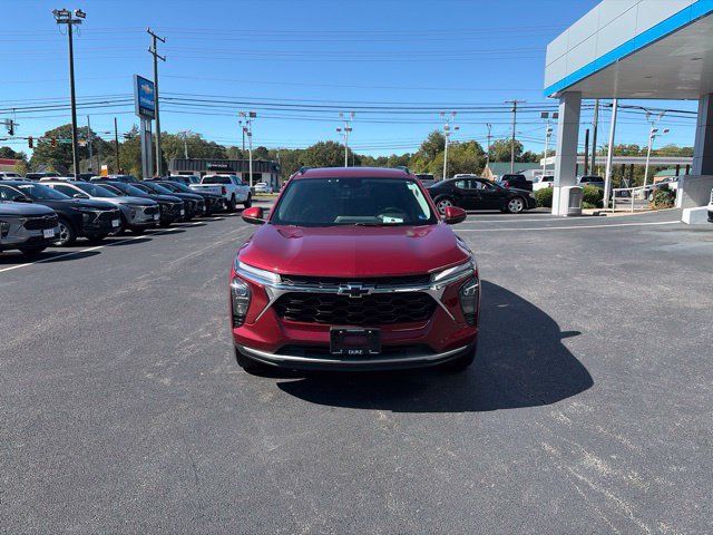 Used 2025 Chevrolet Trax LT w/ Driver Confidence Package FWD image 12
