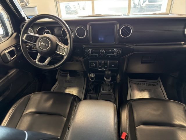 Used 2021 Jeep Wrangler Unlimited Sahara w/ Uconnect 4C Nav & Sound Group AWD/4WD image 17