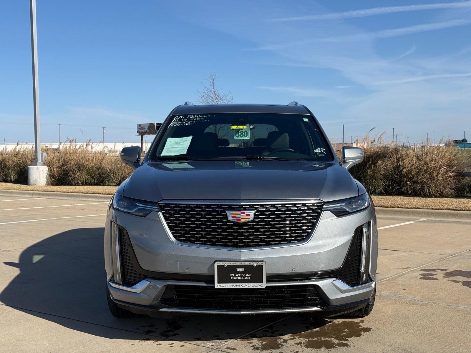 Certified 2025 Cadillac XT6 Premium Luxury image 2