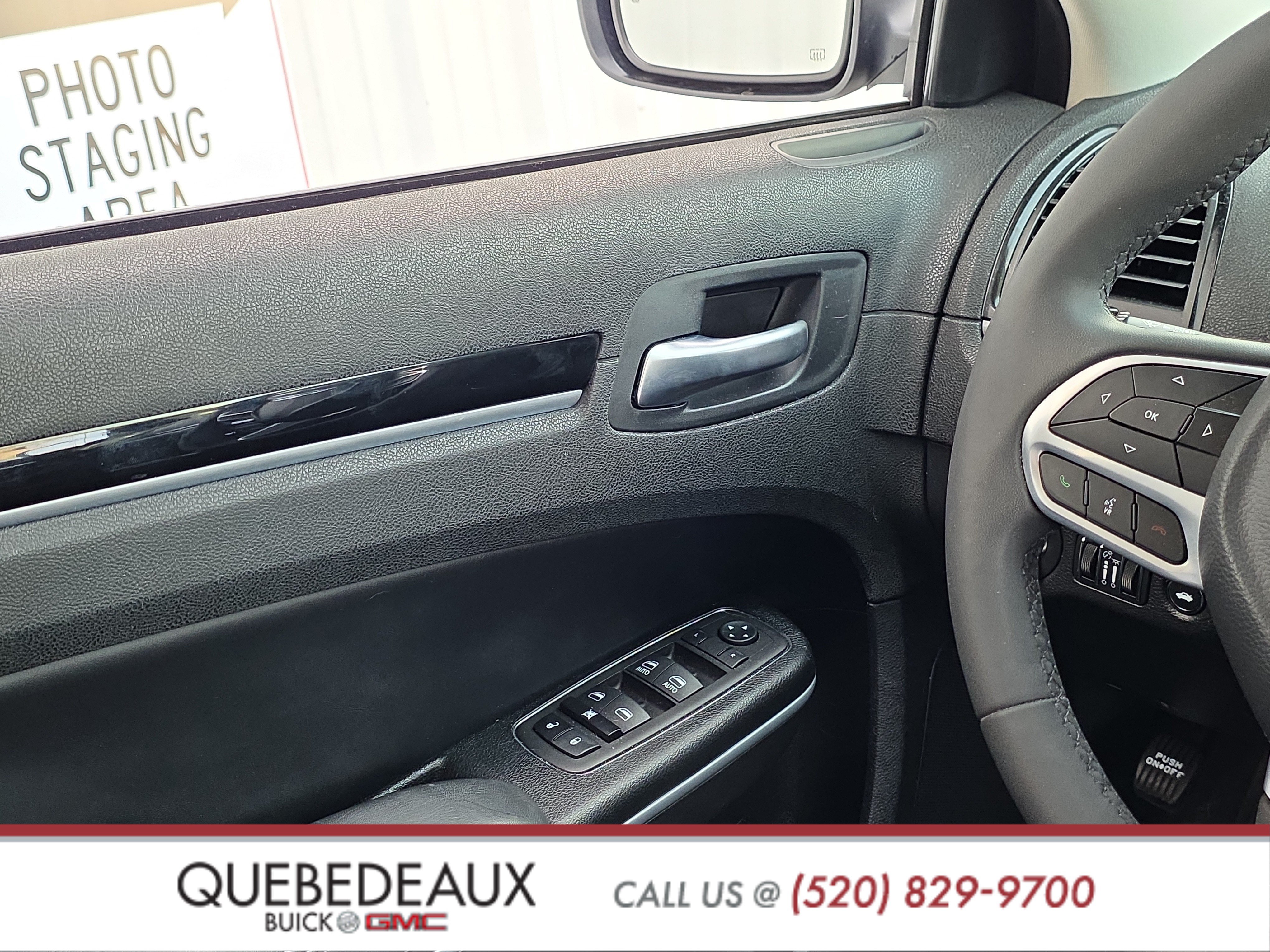 Used 2023 Chrysler 300 Touring L RWD image 17