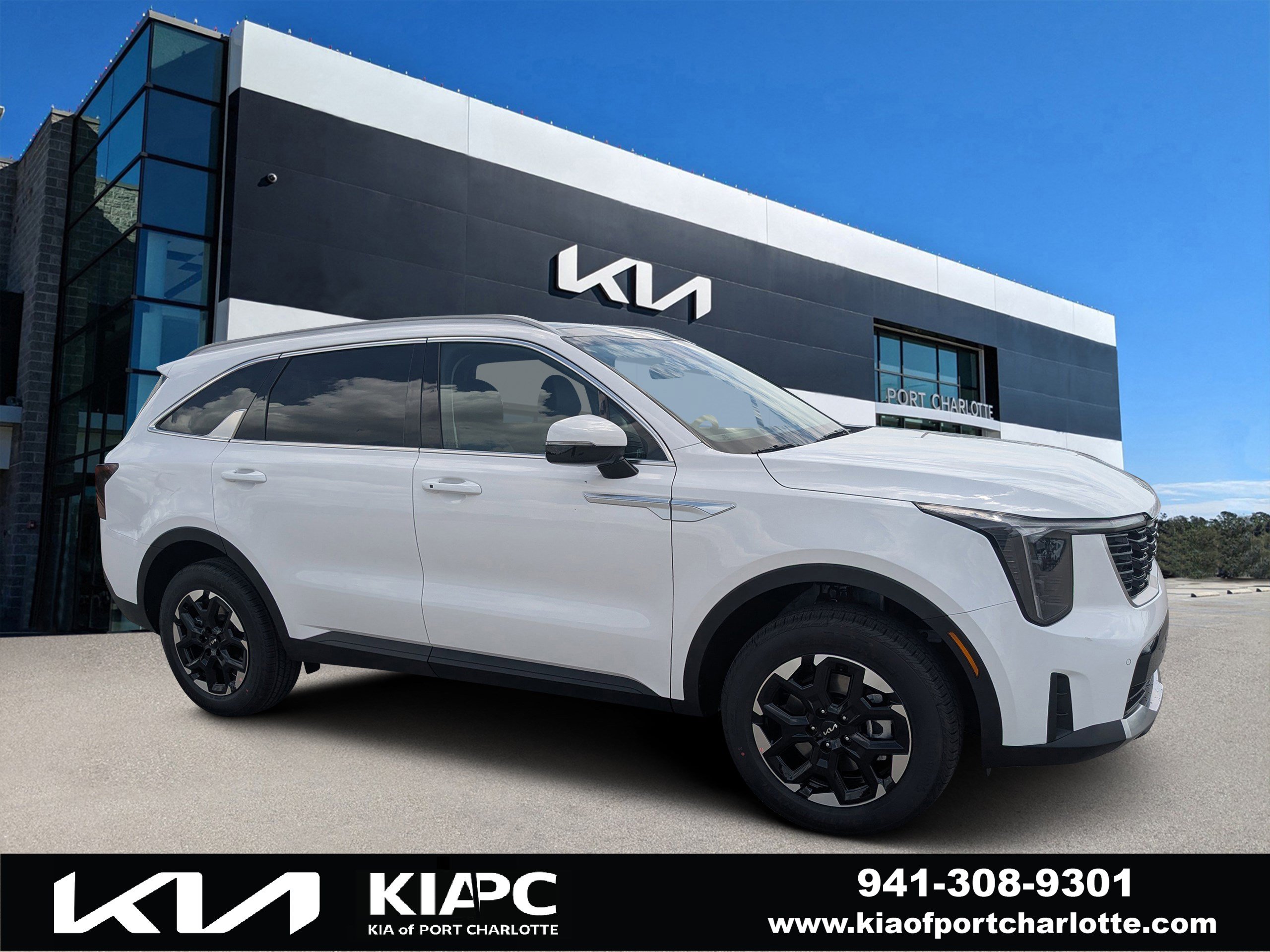 New 2026 Kia Sorento S w/ S Panoramic Sunroof Package