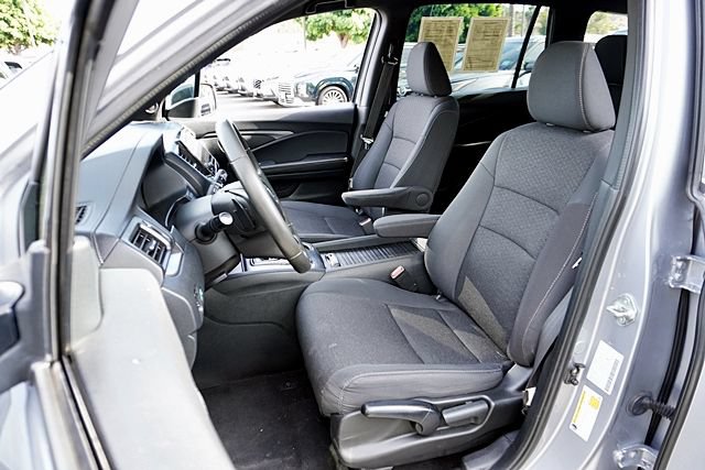 Used 2021 Honda Passport Sport image 15