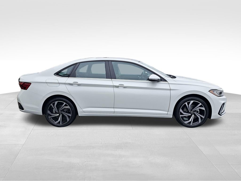 New 2026 Volkswagen Jetta SEL FWD image 7